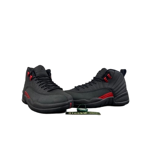 Jordan Air Jordan 12 in Black / Red